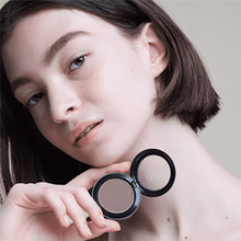 画像をギャラリービューアに読み込む, LENA LEVI アイブロウシャドウ / 定価¥3,850 ▶︎ 35%OFF+α割引