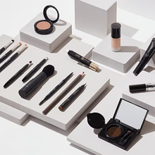 画像をギャラリービューアに読み込む, LENA LEVI アイブロウシャドウ / 定価¥3,850 ▶︎ 35%OFF+α割引